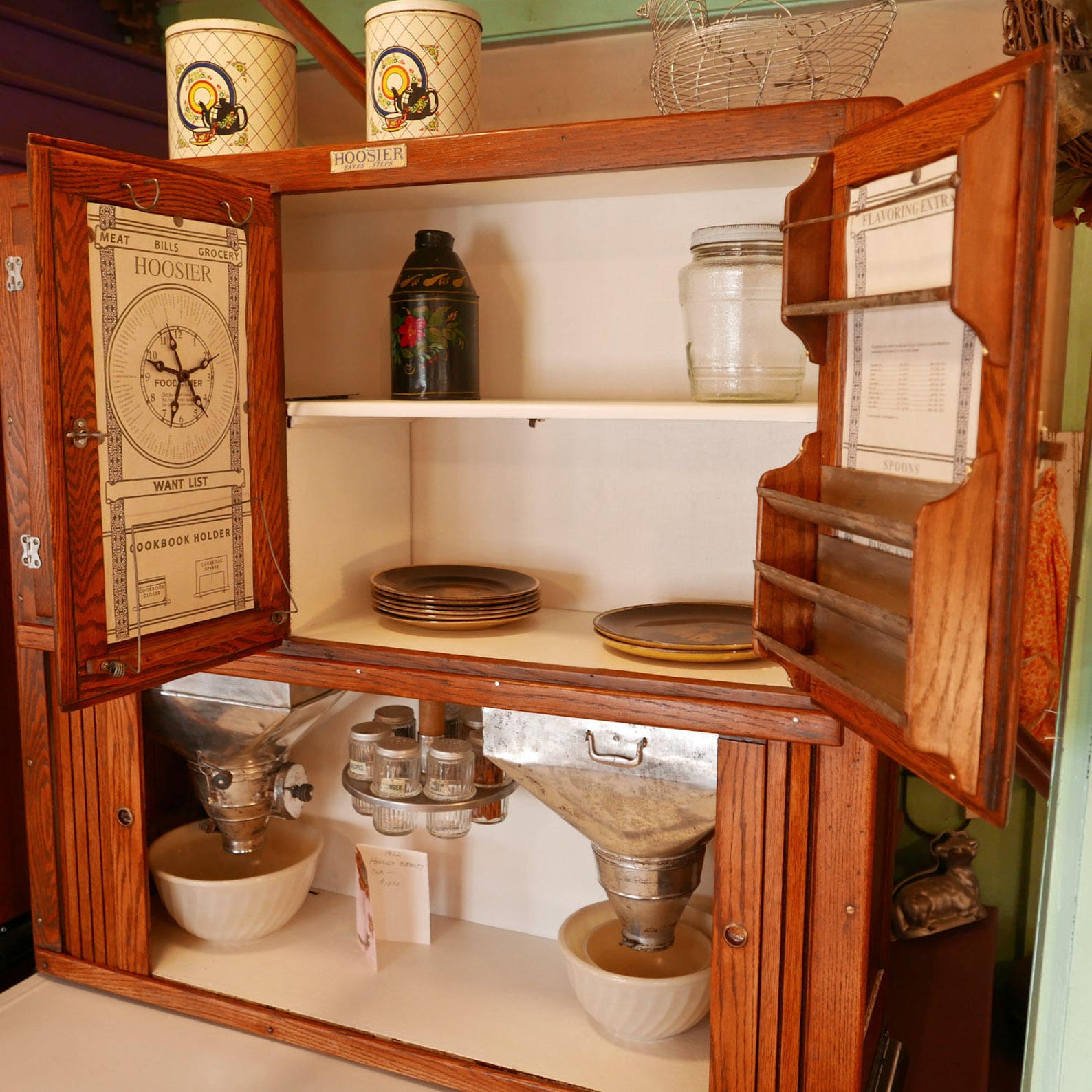 SALE 1923 Hoosier Beauty Hoosier with flour sifter Etsy