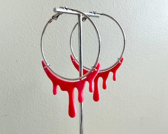 Pendientes de aro con goteo de sangre / Acrílico cortado con láser / Aros de acero inoxidable / Amante de Halloween / Pendientes espeluznantes / Brujería / Joyas de rarezas / Aterrador
