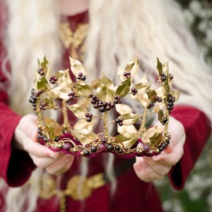 Elvenking Rowan Crown with Golden Leaves And Garnets, Mirkwood Circlet, Statement Elven Bridal Crown, Fantasy Wedding Headpiece