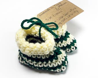 Crochet Bootie pattern - baby shoes - beginner crochet pattern - quick booties - baby gift pattern - crochet booties pattern - crib slippers