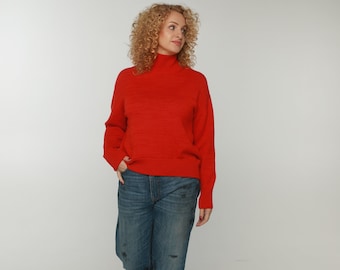 Luxury 100% Cashmere Women's Turtleneck sweater in RED Color, oversize, soft, Light, trend 2023, Elegant, Unique Hand  Minimal Knitted