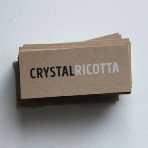 Fabriqué sur commande Slim Recycled Kraft Business Cards avec de l’encre noire et blanche