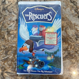Vintage Walt Disney&#39;s &quot;The Rescuers&quot;, A Disney Masterpiece Collection