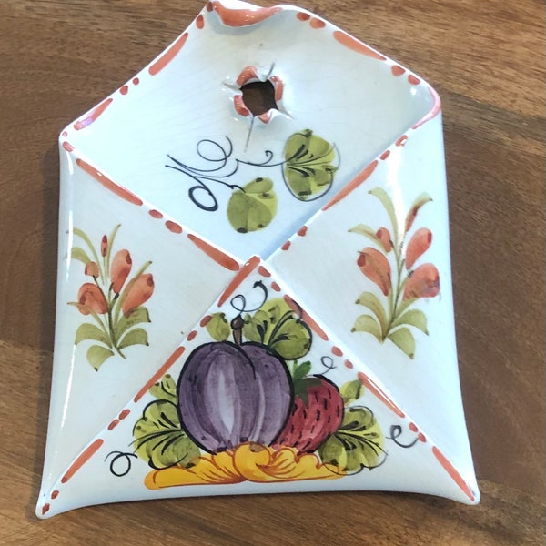 Vintage Collectible Bassano of Italy, Specifically For Younkers, Beautiful Ceramic Wall Hanging Floral Envelope. Measures approximately 6 in