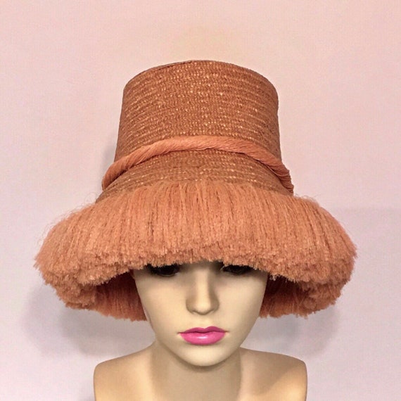 Wonderful 1940s straw sunhat, with plush fringe a