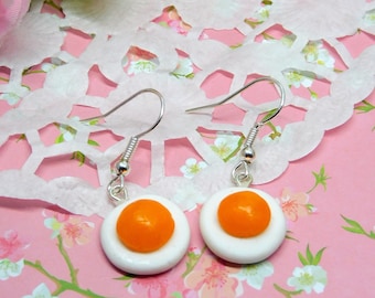 Boucles d'oreilles bonbons oeufs au plat bijoux gourmands fimo