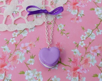 Collier macaron mauve en forme de coeur bijoux gourmands fimo