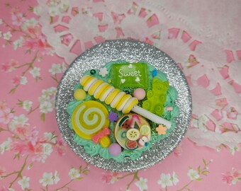 Miroir de poche gourmand tons pastels et paillettes