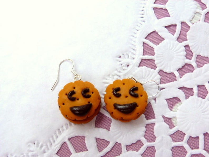 Boucles d'oreilles gourmandes biscuits tout sourire fimo image 2