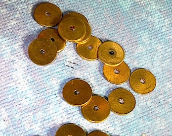 22 Vintage Plain Brass  Round Disks with Center whole, Spacer Beads, Light Patina, 6mm