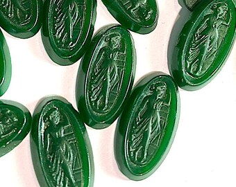 6 Vintage Grecian/Roman Woman  Deep Green Cabochons, 19.8mm, C18-09
