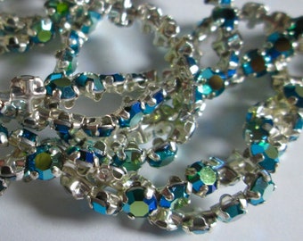 31 Vintage Emerald  AB Clear Rose  Montees with Silver Settings, ss20, Aurora Borialis, c14-33