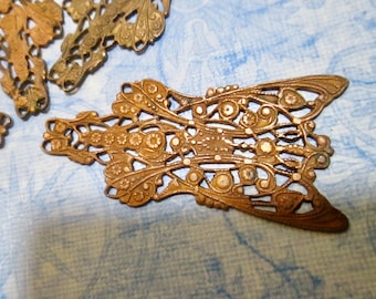 Dapped Stampings with Dark Patina Heavy Gauge 2 Vintage Brass Filigree Bow Tie