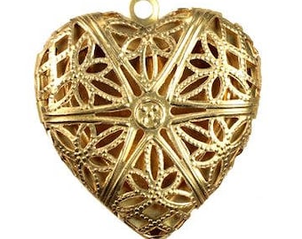 1 Brass Filigree Heart Locket, Filigree on face only, 20mm x 18mm