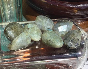 4 Labradorite Vintage Teardrop Beads, 18mm Polished Natural Flash Stones for Jewelry Making