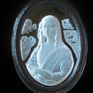 Vintage Mona Lisa Glass Intaglio Cabochon, Reverse Etched,  T2-08