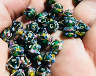 25 Vintage Handmade, Green Floral, Wedding Cake Glass Beads, Lampwork, 10MM, D23-06