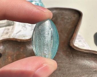 18 Vintage Aqua Blue Silver Foil Glass Oval Beads, 25mm