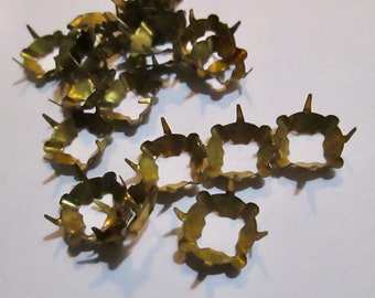 24 Vintage Four Pronged Brass Square Settings for 10mm Stone