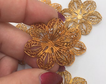 6 Vintage Reddish Brass Filigree Flower Stampings, 30mm Dapped Center Findings for Cabochons