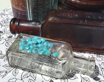 24 Vintage Turquoise Cushion Glass Rhinestones,  8x6mm