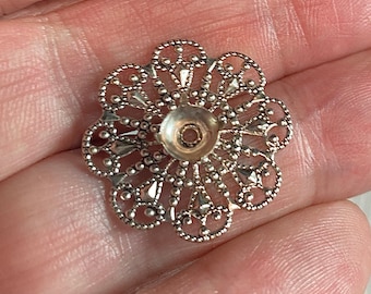 8 Vintage Silver Tone Filigree Settings for Small Stones.  Approx 22.75mm in Diameter. Space for Center Stone Approx 5mm