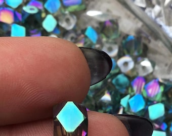 12 Vintage Iridescent Glass Cube Beads, 7mm
