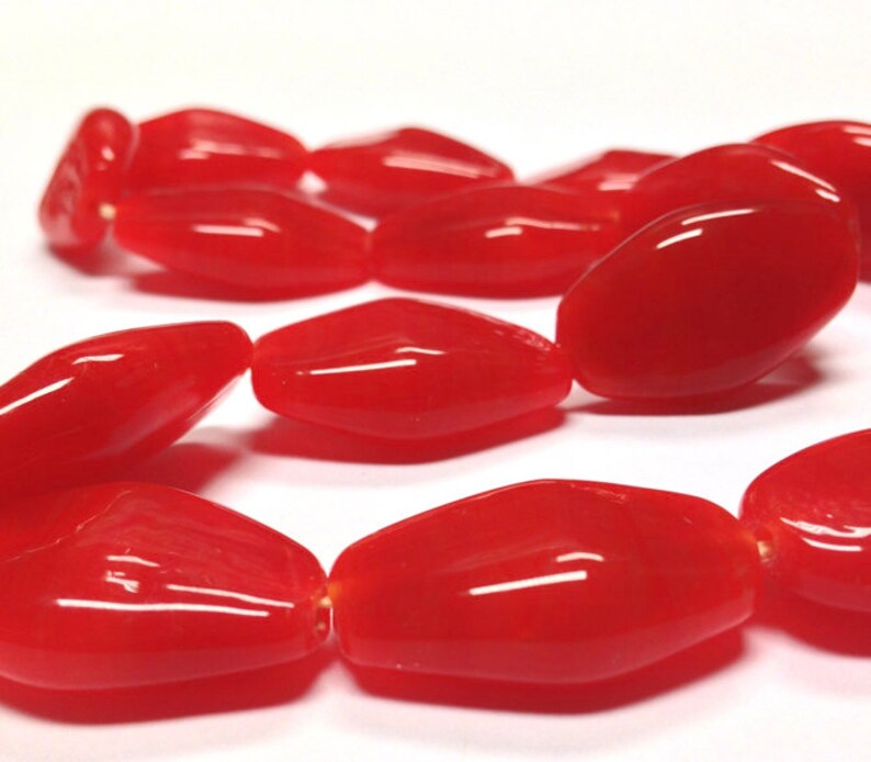 30mm x 18mm 5 Vintage Large Translucent Carnelian Glass Beads Flattened Ovals Japan Handmade Bright Red Lampwork,