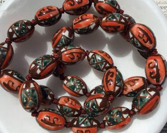 1 Vintage Hand-Painted Ceramic Bead Chain – Red, Green & Brown Tribal Ovals