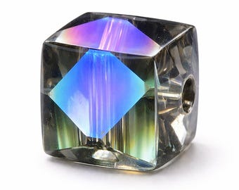 12 Vintage Iridescent Glass Cube Beads, 7mm