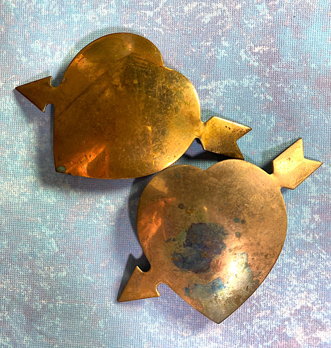 1 Vintage Large Shabby Chic Heart With Arrow, Love Brass