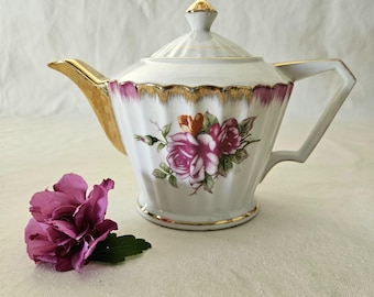 ヴィンテージピンクの花柄ティーポット | ゴールドトリムのセラミックティーポット | レトロなティーパーティーデコレーション