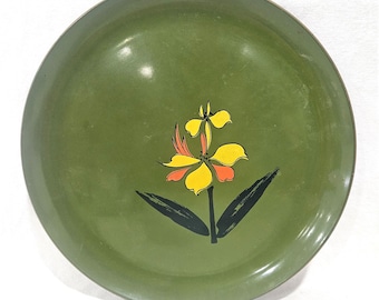 Vintage 1970s Avocado Green Round Melamine Tray | Retro Yellow & Orange Flower Design
