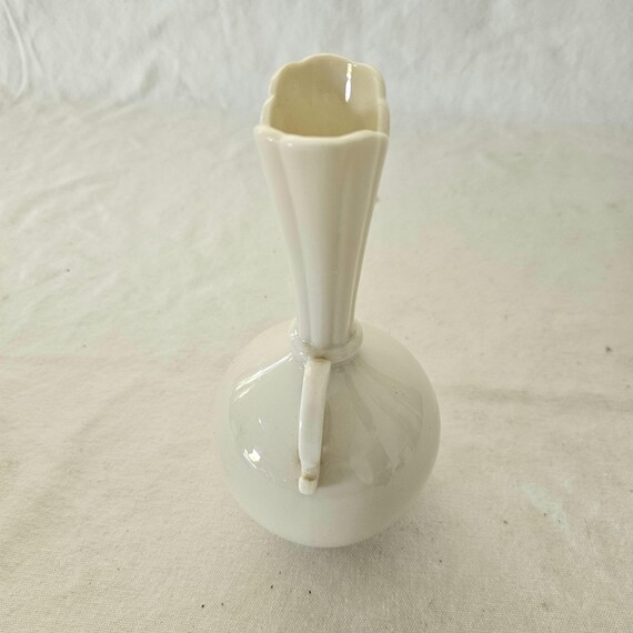 ヴィンテージ レノックス 花瓶 | ホワイト アールヌーボー スタイル