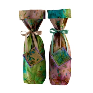 Upcycled Fabric Geschenktüte und Anhänger Set für Wein ~ Champagner ~ Spirituosen