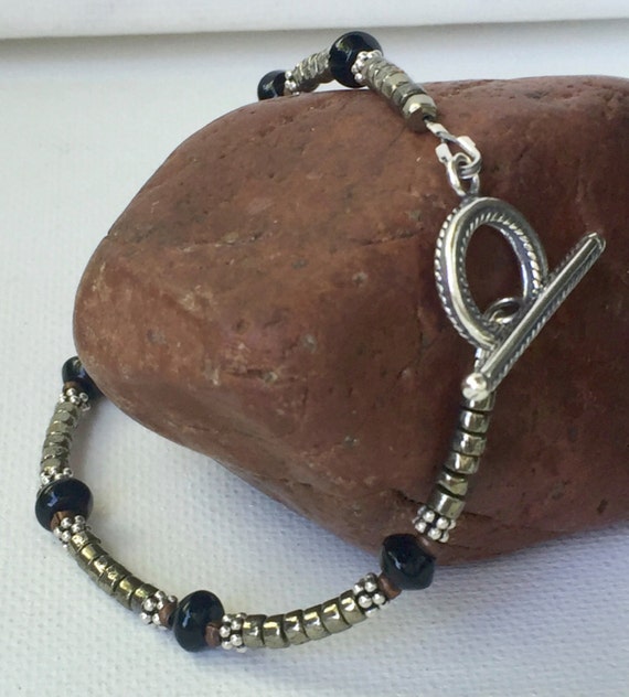 Mens bracelet, simple mens bracelet, mens pyrite bracelet, Onyx bracelet, black onyx bracelet, mens beaded bracelet, simple mens jewelry