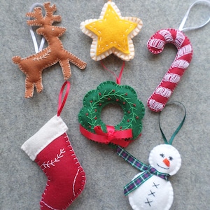 Felt Ornament Kit, Easy DIY Embroidery Sewing Craft for Beginners, Winter Holiday Decoration