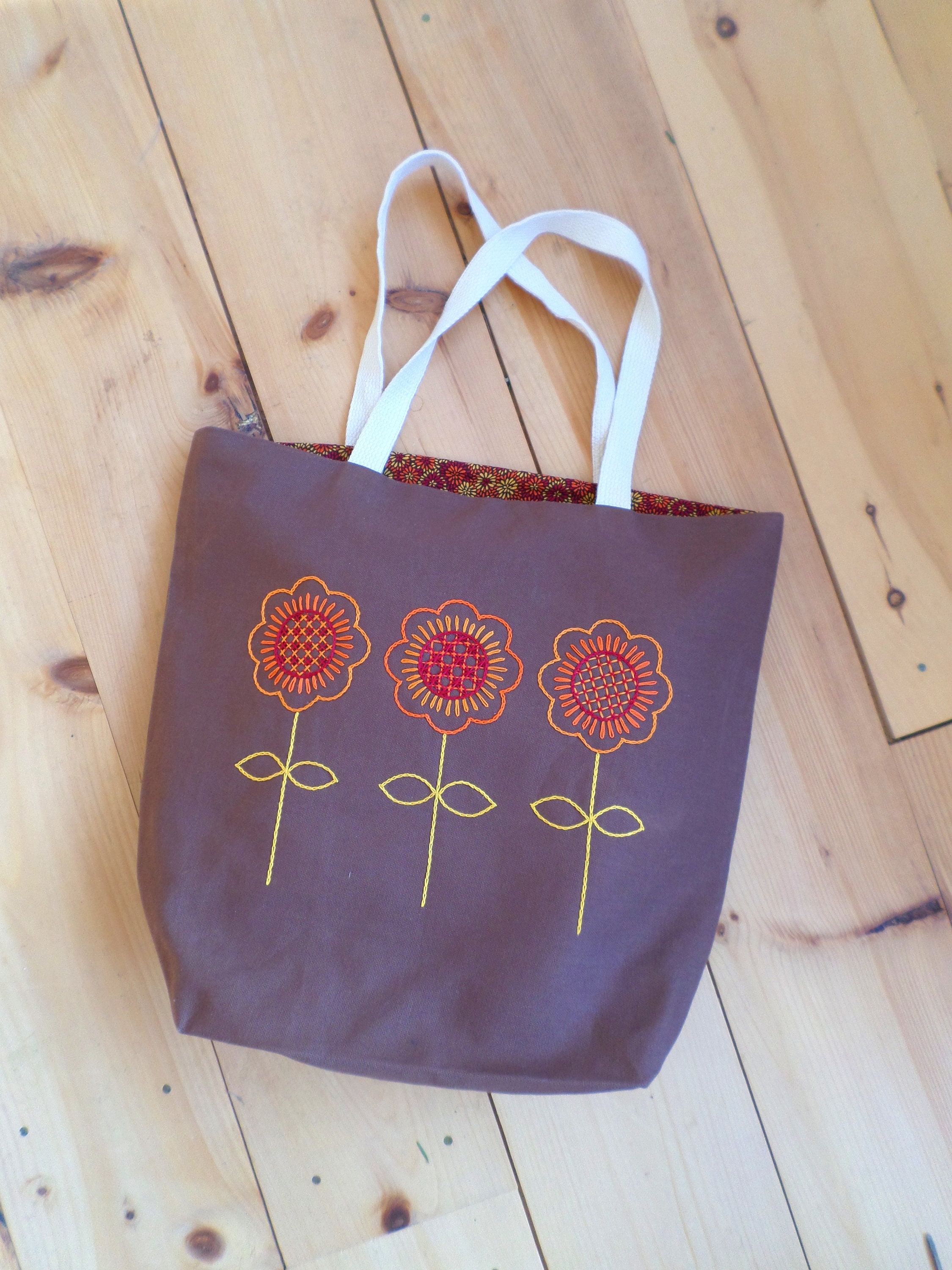 scandinavian zip bag