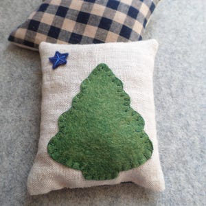 Maine Balsam Fir Sachet, Hand Embroidered Original Maine Flag