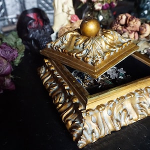 Gold victorian wooden jewelry box with black velvet lining