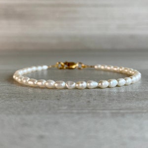 Modern Pearl Jewelry Seed Pearl Bracelet Tiny Pearl Bracelet 14K Gold Filled Clasp Delicate Dainty Jewelry for Bride, Wedding image 1