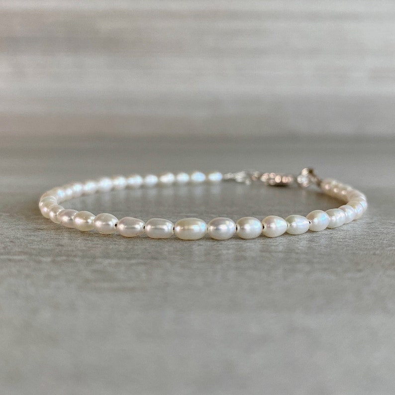 Modern Pearl Jewelry Seed Pearl Bracelet Tiny Pearl Bracelet 14K Gold Filled Clasp Delicate Dainty Jewelry for Bride, Wedding image 9