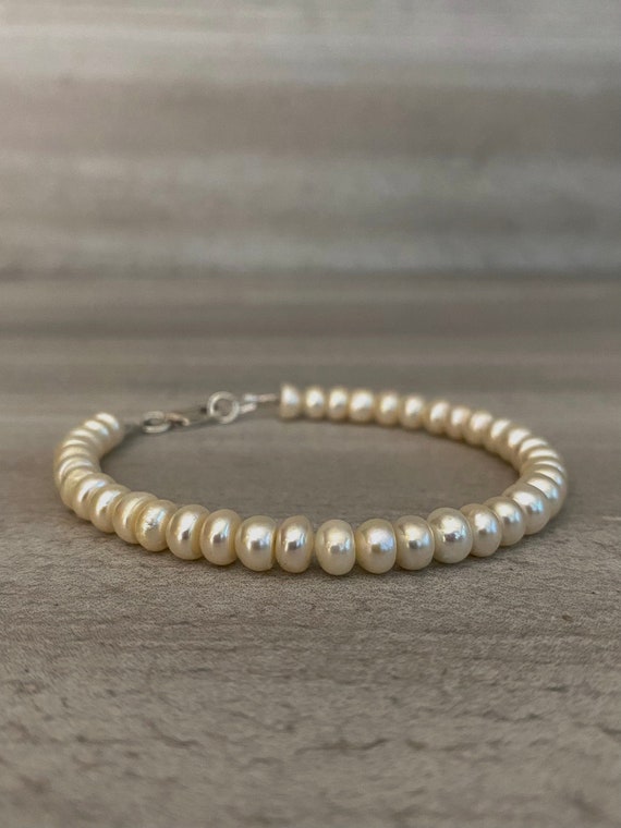 Real Pearl Bracelet | Button Freshwater Pearls | Modern Pearl Jewelry for Women, Men | Custom Length for Small or Large Wrists