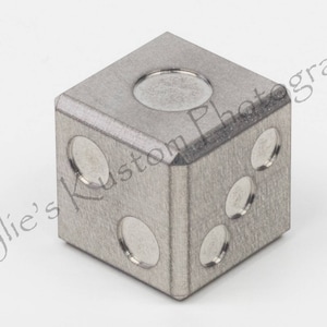 Precision machined "balanced" D6 game dice - metal 6 sided casino die (single) Titanium, Bronze