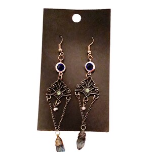 Wire Wrapped faux blauwe edelsteenoorbellen in antieke stijl, oorbellen in Edwardiaanse stijl, delicate oorbellen, delicate oorbellen, bruiloftssieraden, sieraden in Edwardiaanse stijl