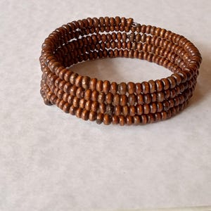 Dark Chocolate Brown Wooden Seed Bead Memory Wire Bracelet, Chocolate Brown Beaded Bracelet, Unique Wooden Bead Bracelet