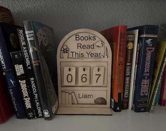 Personalized Wooden Book Tracker | Laser Cut Reading Counter | Custom Reading Goal Sign