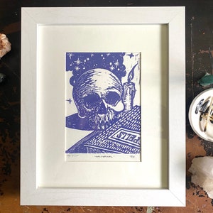 Spooky Skull Spellbook Witchy marineblauw originele kunstenaars blokdruk/Limited Edition blokdrukkunstwerk op katoenpapier