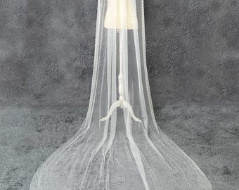 Pearl Edge Veil,Cathedral Veil,Ivory Wedding Veil,Wedding Veil Beaded,Veil With Comb,Pearls Veil,Elegant Bridal Veil,Veils For Wedding