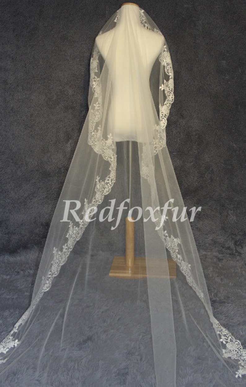 Light ivory veil,cathedral wedding veil, lace bridal veil,1Tier veil,White Ivory,tulle veil,Long veil,Bridal Accessories 画像 4